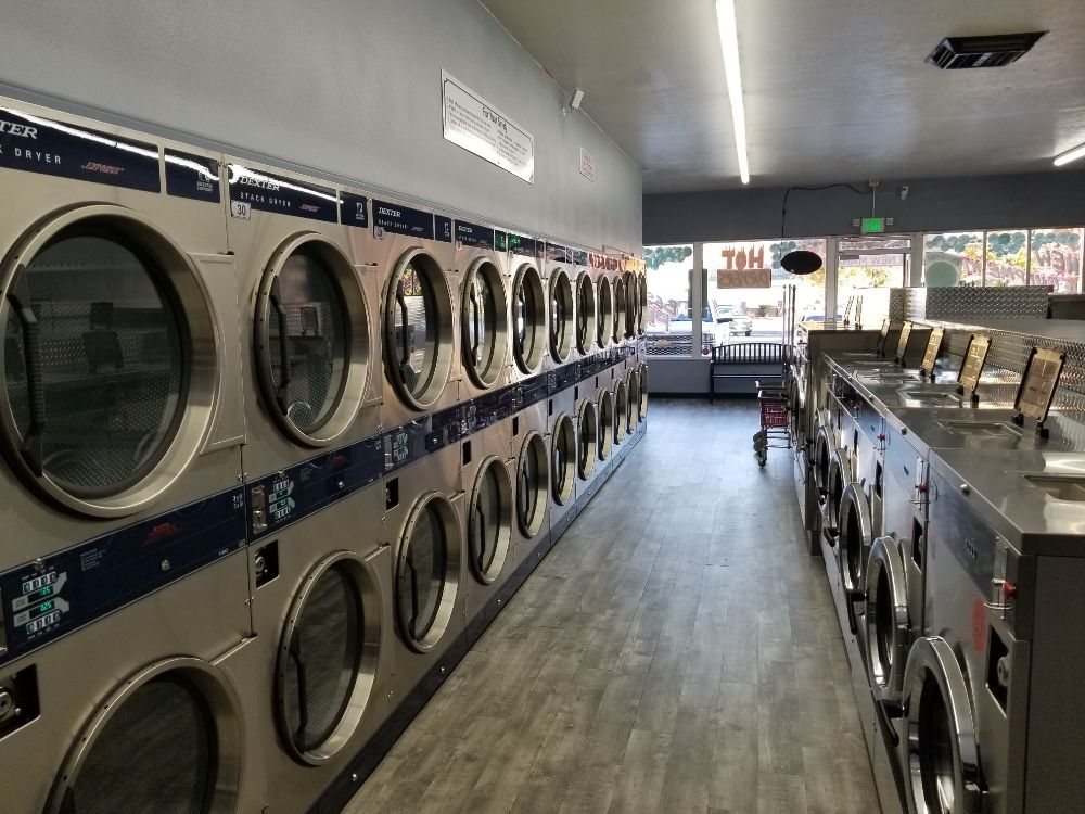 CENTRAL LAUNDROMAT 1925 S Central St, Visalia, California