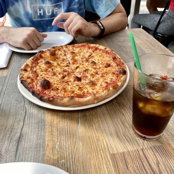 Piecasso - Pizza Near Me - Stowe, Vermont