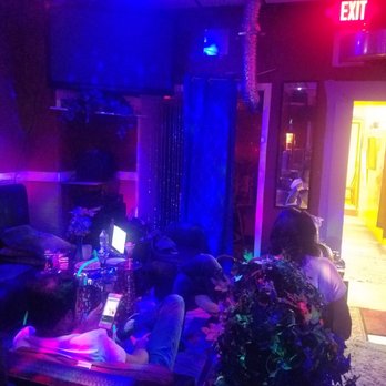 Pearl Lounge - Hookah Bars Near Me - Baltimore, Maryland