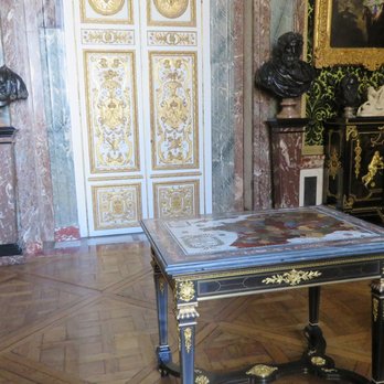 Château de Versailleo - Some of the interior. - Landmarks & Historical Buildings Near Me - Versailles, 78 Château de Versailleo - Some of the interior. - Landmarks & Historical Buildings Near Me - Versailles, 78