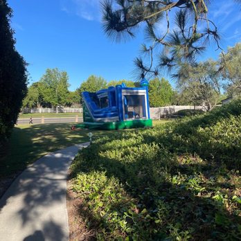 Cal Jump - Bounce house ready to go. - Bounce House Rentals Near Me - Redondo Beach, California