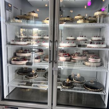 Carrara's Pastries - Delicious cakes - Desserts Near Me - Moorpark, California