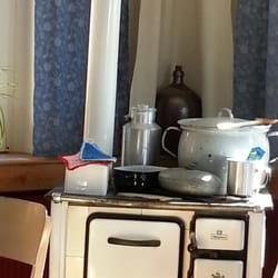 Omas Kloß Küche - Einrichtung Kloßküche in Schmölln