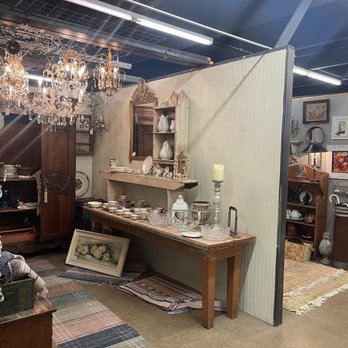Winchester Antique Mall - Antiques Near Me - Franklin, Tennessee Winchester Antique Mall - Antiques Near Me - Franklin, Tennessee