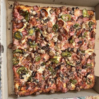 Cup N Char - Custom - Pizza Near Me - Richmond, Texas