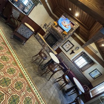 Mimi's Cafe - American Near Me - Chesterfield, Missouri