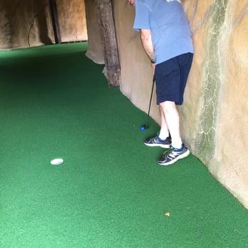 Hobo Hills Adventure Golf - One of the holes at Hobo - Mini Golf Near Me - Lincoln, New Hampshire