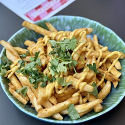 City Kitchen - Curry fries