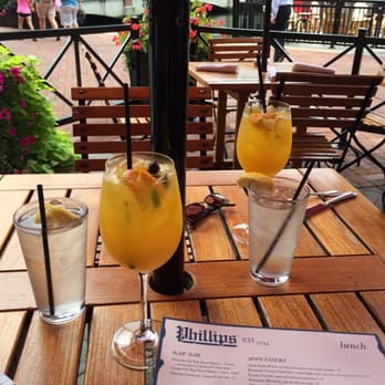Phillips Seafood - Mango-flavored sangria - Seafood Near Me - Baltimore, Maryland Phillips Seafood - Mango-flavored sangria - Seafood Near Me - Baltimore, Maryland