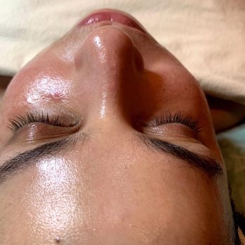 Bee & Lorem Aesthetics - Facial .. I have really dry skin. I left looking like a glazed donut. - Skin Care Near Me - Las Vegas, Nevada