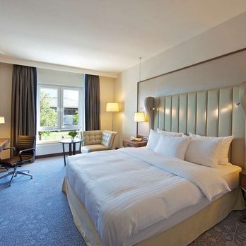 Hilton Bonn - Guest room - Hotels Near Me - Bonn, NW Hilton Bonn - Guest room - Hotels Near Me - Bonn, NW