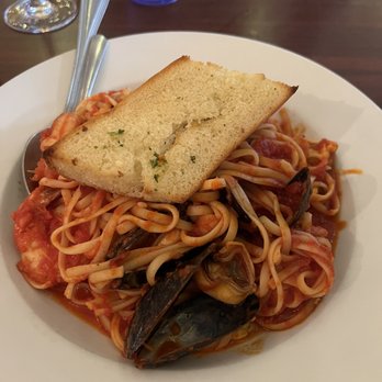 Wharf Pub & Restaurant - Seafood pasta - Pubs Near Me - Edgartown, Massachusetts Wharf Pub & Restaurant - Seafood pasta - Pubs Near Me - Edgartown, Massachusetts