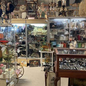 Hillsboro Antique Mall - Antiques Near Me - Margate, Florida