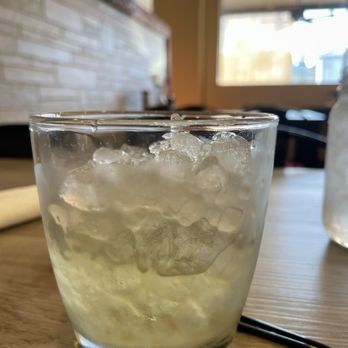 Rev Cafe - Who serves a bourbon like this? Watered down with an enormous amount of ice, get a bartender in your house - Bars Near Me - Monticello, Florida Rev Cafe - Who serves a bourbon like this? Watered down with an enormous amount of ice, get a bartender in your house - Bars Near Me - Monticello, Florida