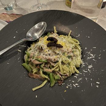Amiga Amore - DUCK DUCK DUCK - Italian Near Me - Los Angeles, California