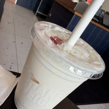For The Win - Vanilla Vanilla Milkshake - Burgers Near Me - Los Angeles, California For The Win - Vanilla Vanilla Milkshake - Burgers Near Me - Los Angeles, California