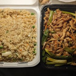 China A Go Go - Fried rice with pepper and onion pork
