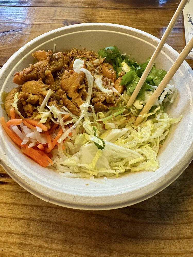 Viet Street Eats Logo