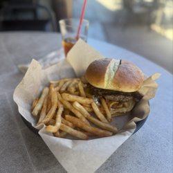 Macky's Grill