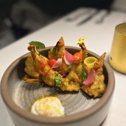 Tiya - Cauliflower Pakoda
