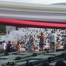 Camping Internazionale La Quercia - Schiuma party
