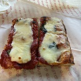 Margarita pizza