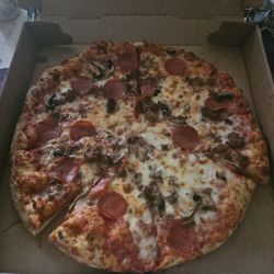 Pizzaness - Pepperoni, Beef, Mushroom