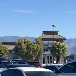 Shoppes at Creekside