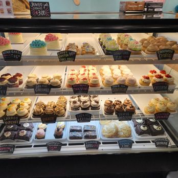 White Flower Cake Shoppe - Bakeries Near Me - Woodmere, Ohio White Flower Cake Shoppe - Bakeries Near Me - Woodmere, Ohio