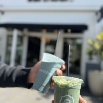 Earthbar - The Rockstar & Mindful Matcha - Juice Bars & Smoothies Near Me - Berkeley, California