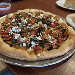 Bruschetta pizza Bruschetta pizza