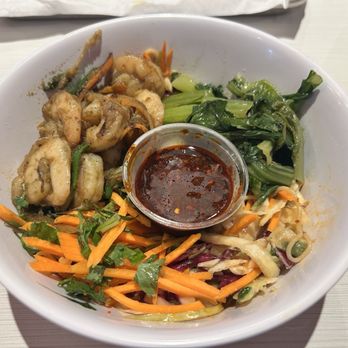 Lona's Lil Eats - Seasonal noodle bowl with shrimp - Asian Fusion Near Me - St Louis, Missouri Lona's Lil Eats - Seasonal noodle bowl with shrimp - Asian Fusion Near Me - St Louis, Missouri
