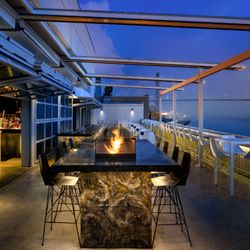Electric Moon Skytop Lounge + Moon Deck - Electric Moon