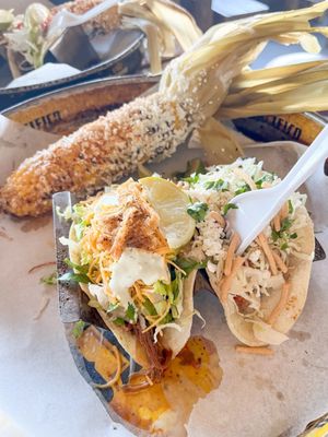 Taco diVino by null