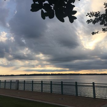 Union Point Park - Morning on the river - Parks Near Me - New Bern, North Carolina