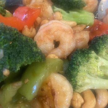 New Mandarin Terrace - 311. Shrimp with Cashew Nuts and veggies - Chinese Near Me - Sun Valley, California