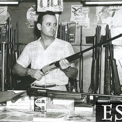 Mac's Gun Shop