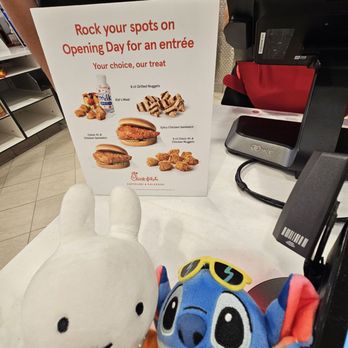 Chick-fil-A - We got a free menu item for wearing our Cow Plushie from Northern California! Thanks, Kenneth! - Salad Near Me - Honolulu, Hawaii