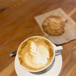 Avid Coffee - The worker bee