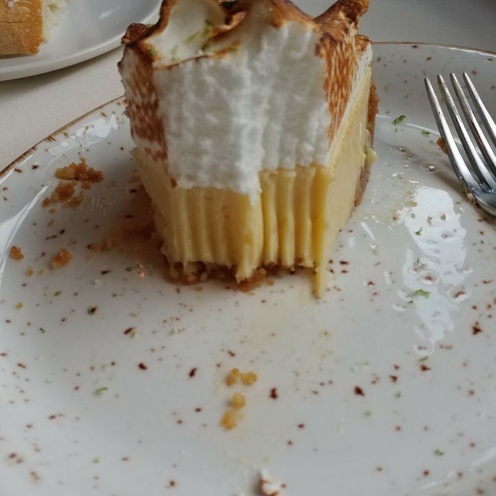 Buckeye Roadhouse - American Near Me - Mill Valley, California