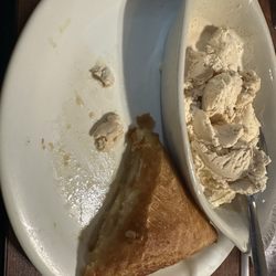 Bill & Fran's Restaurant - Apple pie and ice cream