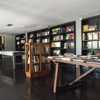 Hotel Demetria - Library - Hotels Near Me - Guadalajara, JAL