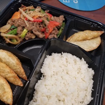 929 Kitchen & Bar - Bulgogi lunchbox - Korean Near Me - Columbia, South Carolina 929 Kitchen & Bar - Bulgogi lunchbox - Korean Near Me - Columbia, South Carolina