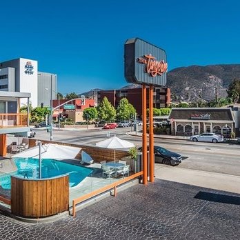 The Tangerine - Hotels Near Me - Burbank, California