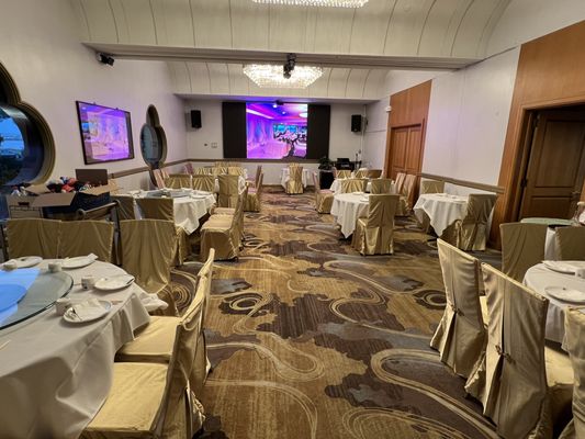 Hong Kong East Ocean Seafood Restaurant by null