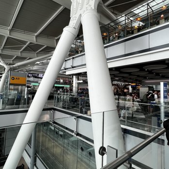 Heathrow Airport - Airports Near Me - Hounslow, XGL
