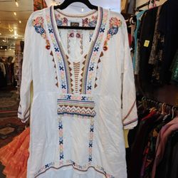 Lil French Flea Market - Largest Secondhand collection of Johnny Was