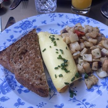 Little Hen - Cheese omelette - Breakfast & Brunch Near Me - Miami, Florida Little Hen - Cheese omelette - Breakfast & Brunch Near Me - Miami, Florida