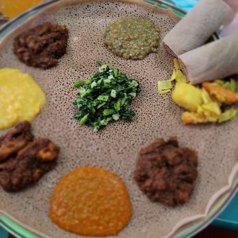 Axum Ethiopian Restaurant - Meat and vegatable - Ethiopian Near Me - Indianapolis, Indiana