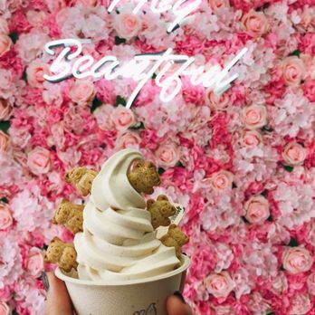 Thrills Soft Serve - Ice Cream & Frozen Yogurt Near Me - Honolulu, Hawaii Thrills Soft Serve - Ice Cream & Frozen Yogurt Near Me - Honolulu, Hawaii